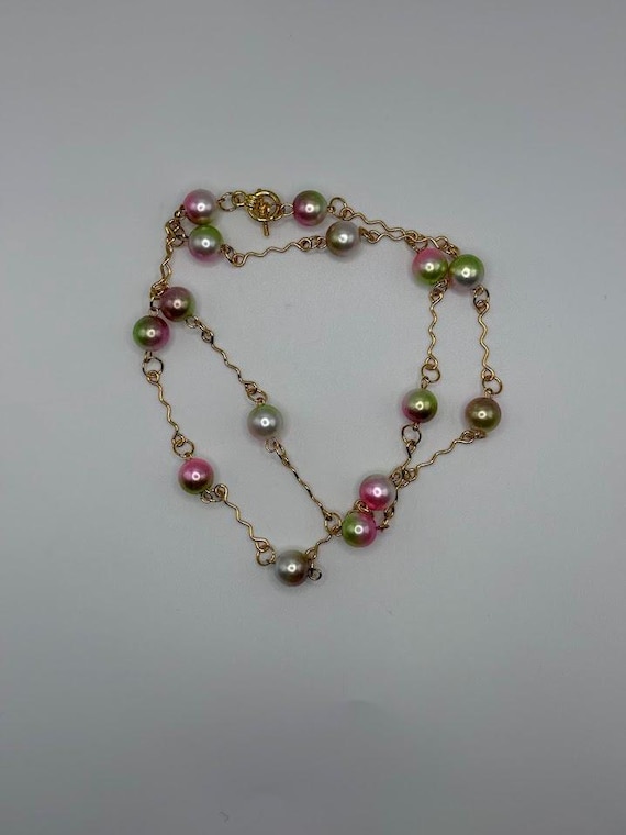 25" pink/green/white pearl necklace