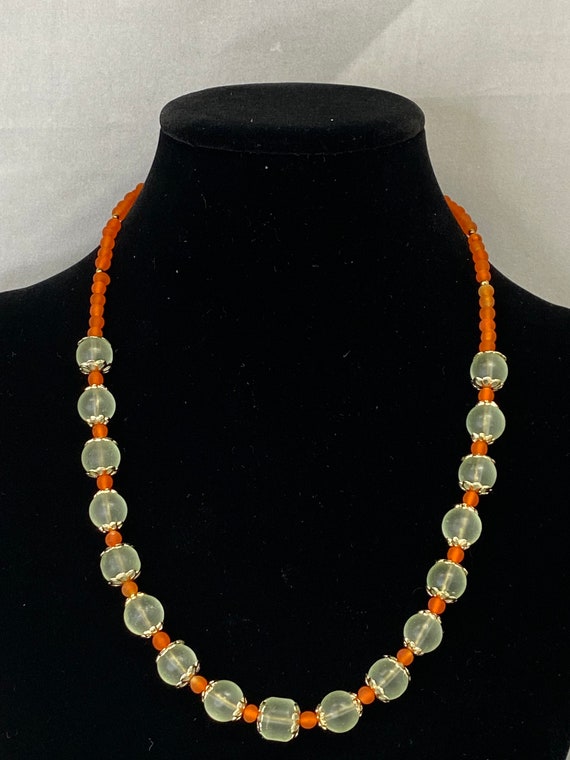 19" frosted glass bead necklace