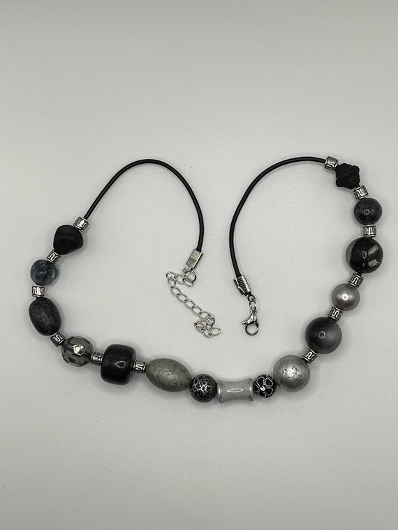 18" monochrome bead necklace