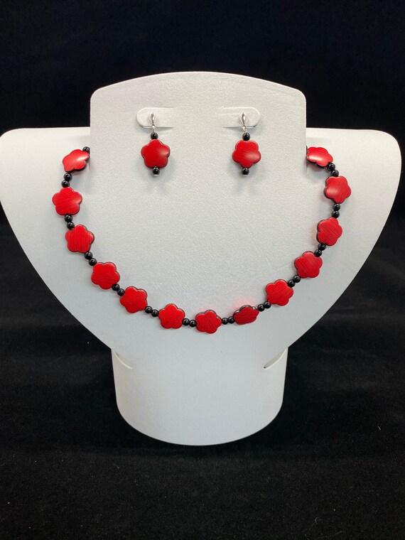 15" red flower necklace and earring set