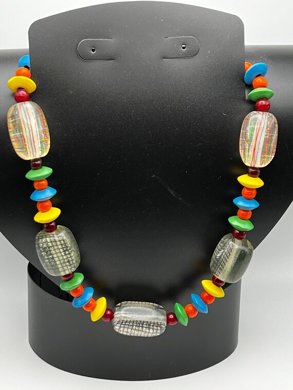 18" multicolor glass and wood bead necklace