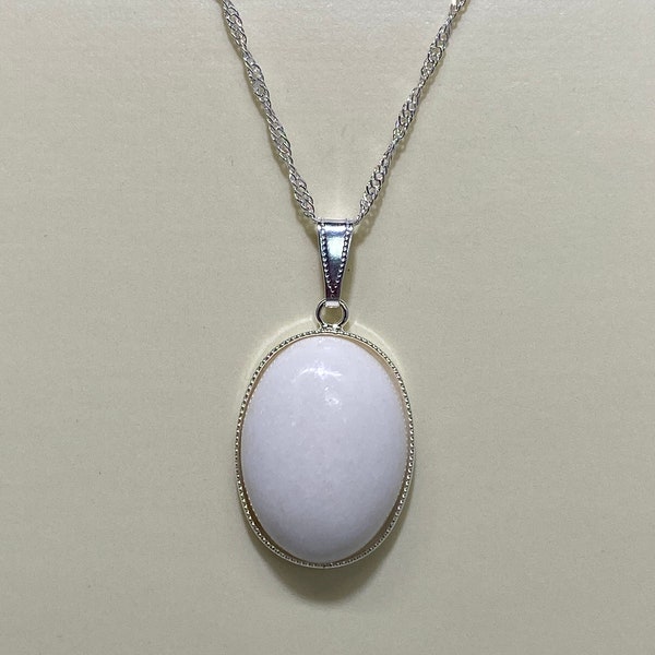 18" snowy quartz pendant on silver, gold, or gunmetal