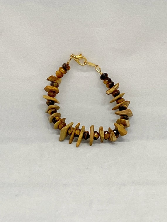 6.5" tiger eye and sandstone bracelet