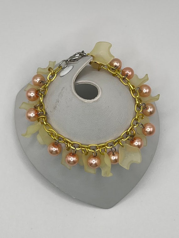 7.5" pearl and petal bracelet (2 options)