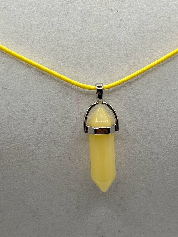 18" yellow glass pendant