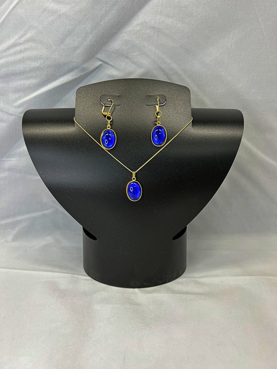 Blue pendant and earrings sets