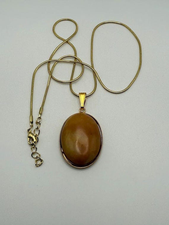 18" agate pendant necklace