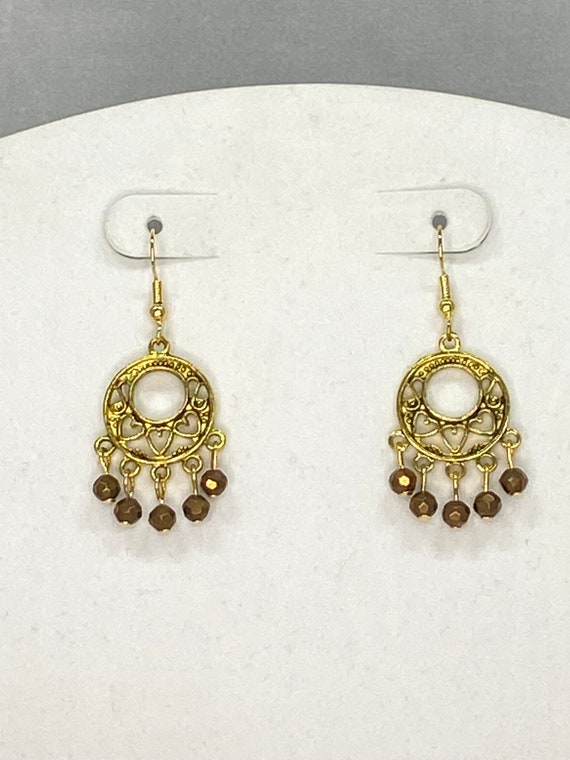 Gold heart frame chandelier earrings