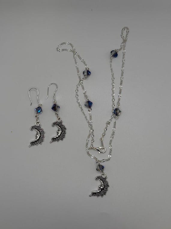 25" fancy crescent moon pendant and earring set