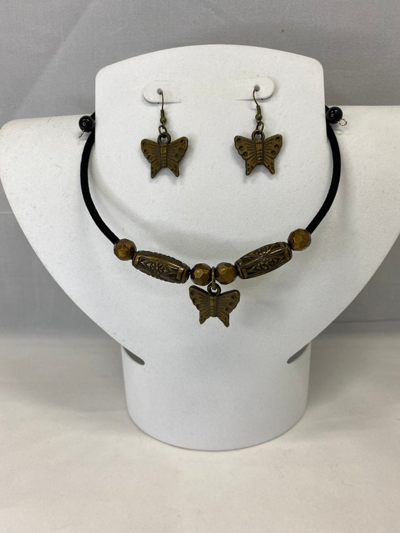 19" wrap butterfly choker and earring set