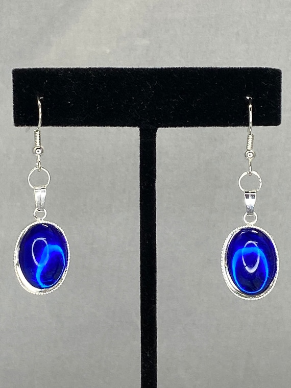 Blue cat's eye drop earrings