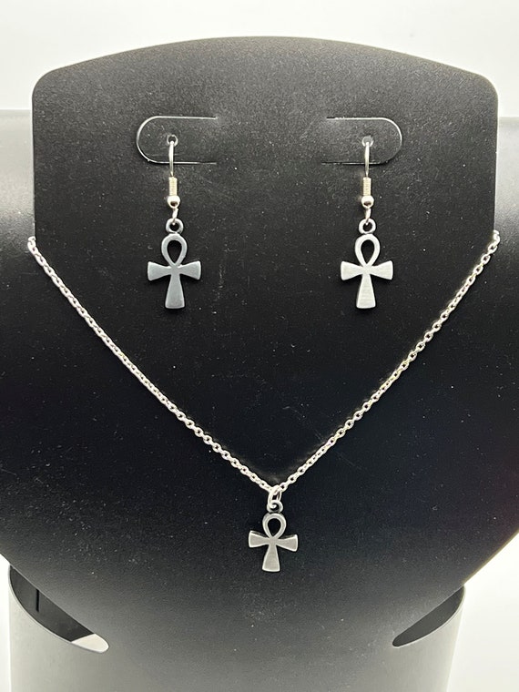 20" Ankh pendant with 2" extender and earrings set