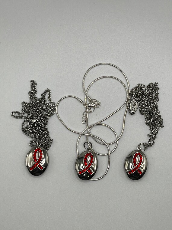 Silver and red crystal ribbon locket pendant (3 options)