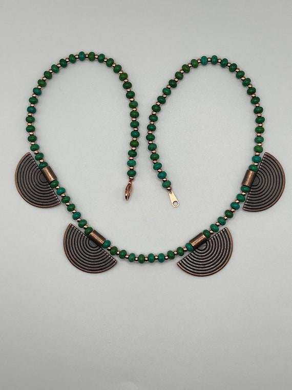 20" copper fans and green magnesite rondelles with copper accents necklace