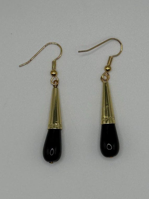 2" black glass teardrop earrings