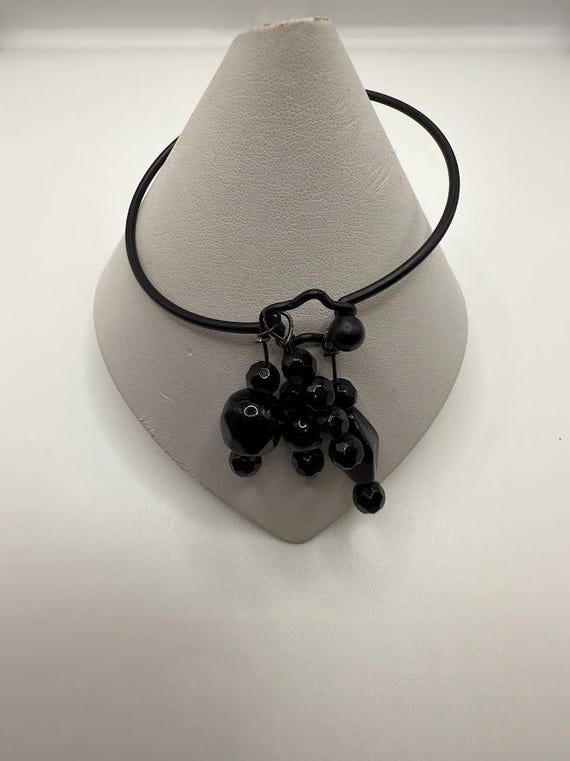 7" black bracelet with cluster (2 options)
