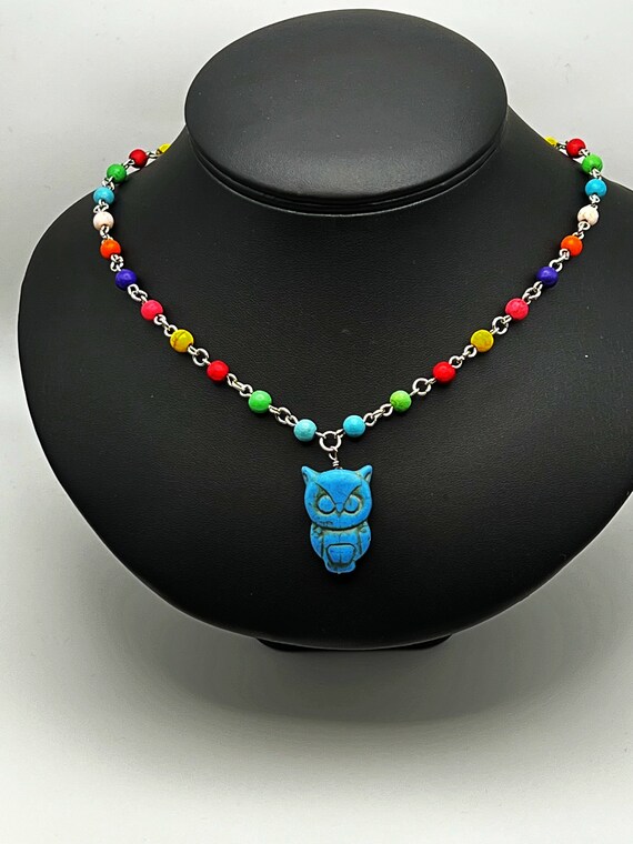 18.5" blue howlite owl necklace