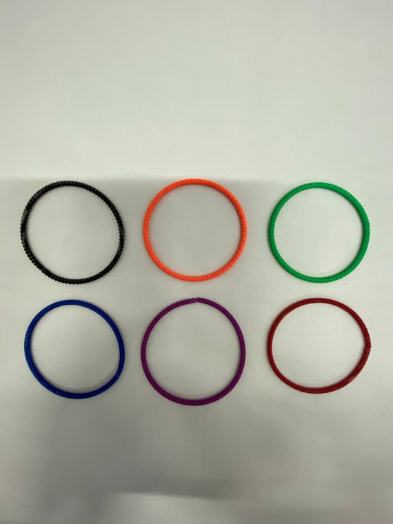 Set of 6 stretch coil bracelets