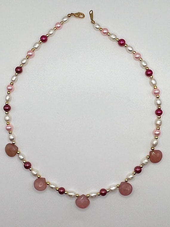 17" shades of pink pearl necklace