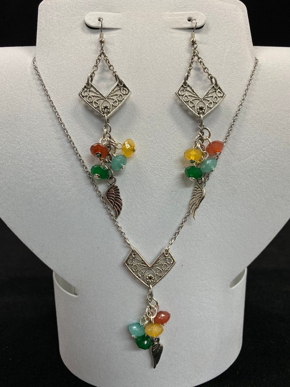 20" multi color bead and feather necklace and earring set