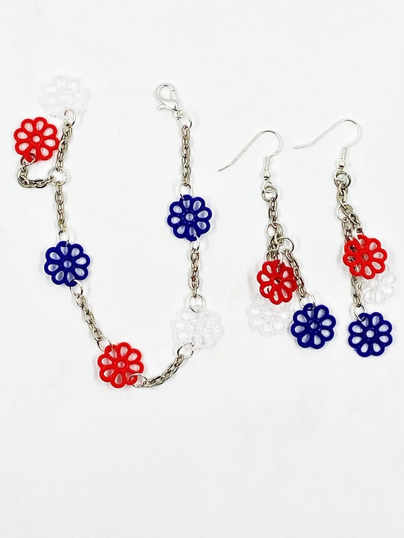 Red, clear, and blue flower earring/bracelet set