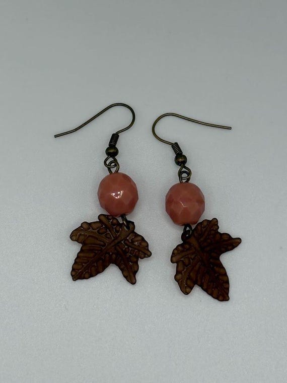 Leaf drop earring