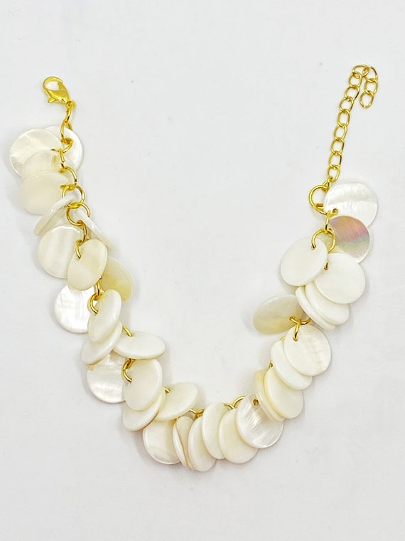 7" white mother of pearl coin bracelet