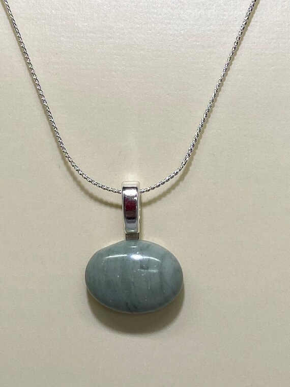 18" green aventurine pendant