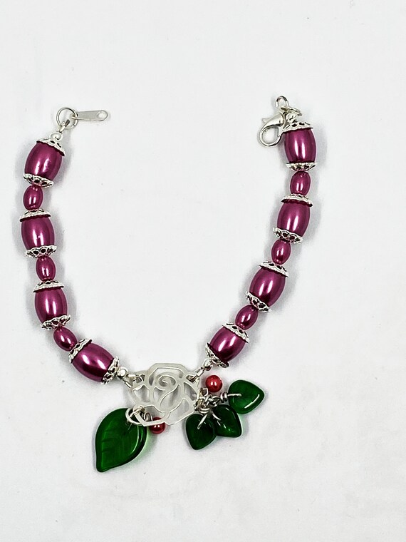 8" mauve pearl and rose bracelet