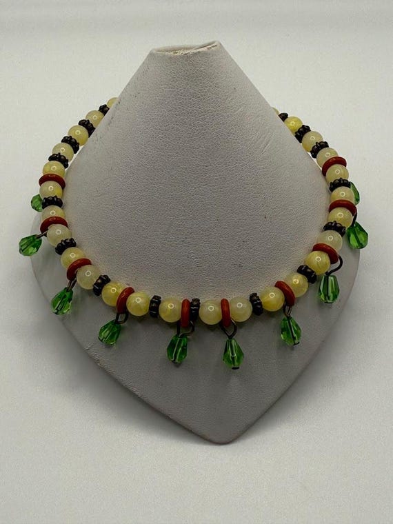 9.5" yellow bead bracelet