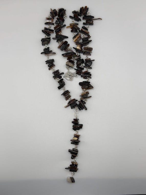 23.5" black lip shell Y necklace