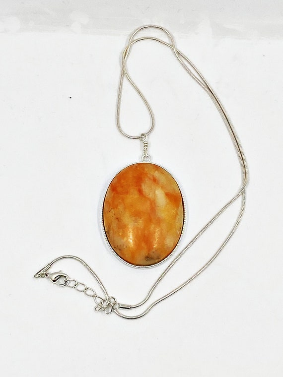 18" agate pendant necklace