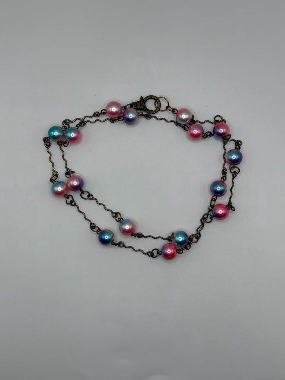 27.5" acrylic pearl bead and brass squiggle link necklace (2 options)