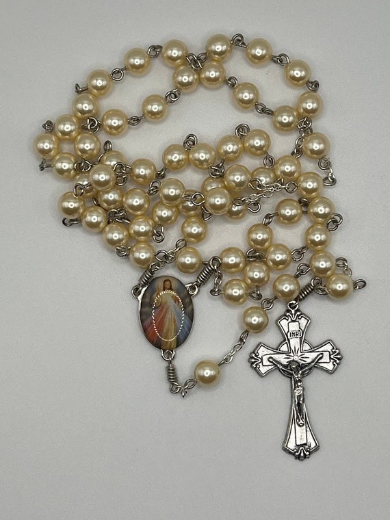 24" yellow pearl rosary with Divine Mercy center