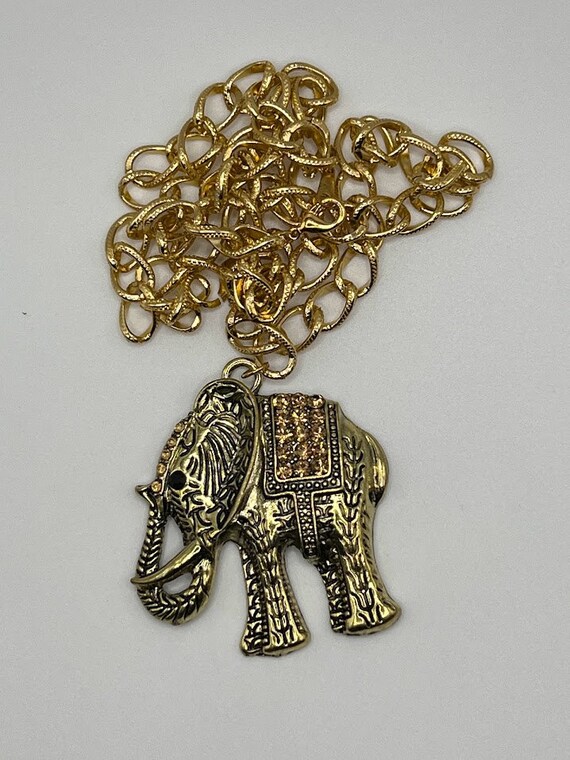 Crystal elephant pendant with 3 chain options