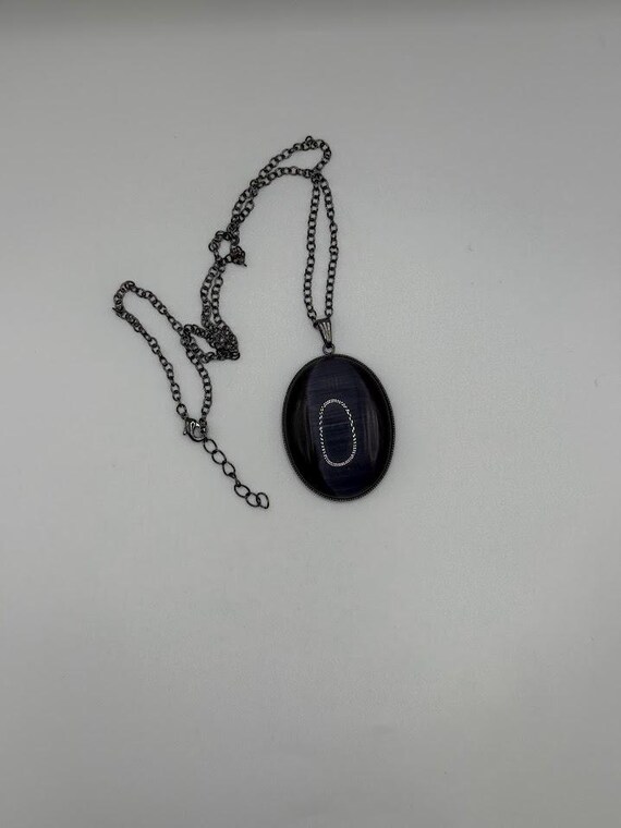18" black cat's eye glass or hemalyke pendant necklace