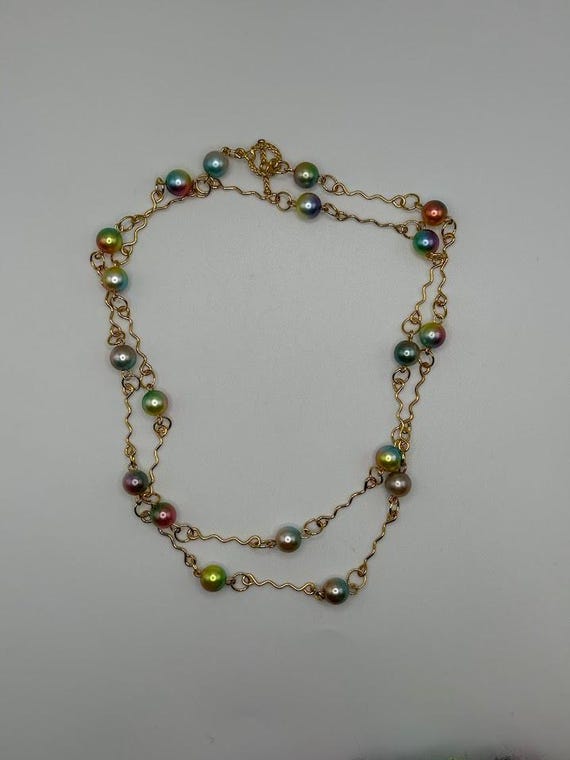 31" rainbow pearl and wavy link necklace