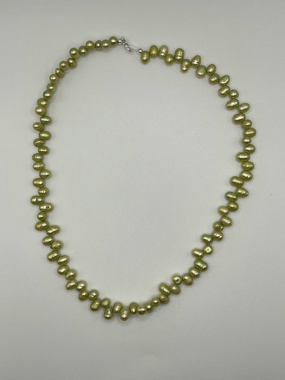 19" lime green cultured rice pearl necklace