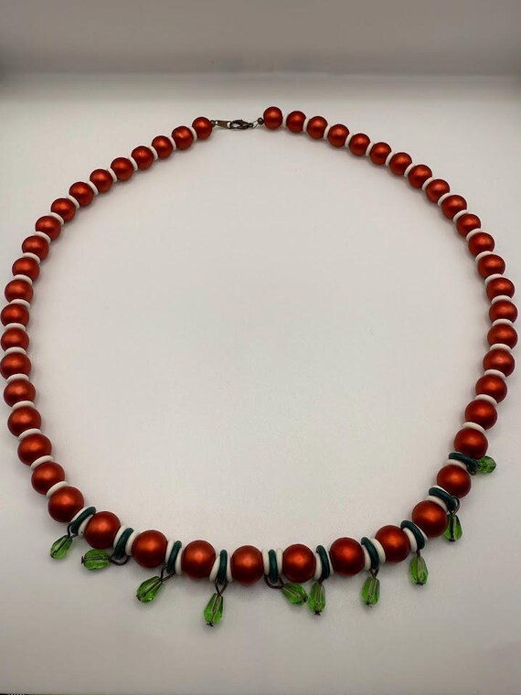 23.5" red, white, and green necklace