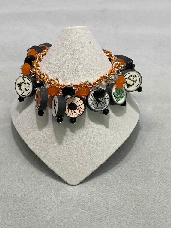 7" Halloween charm bracelet