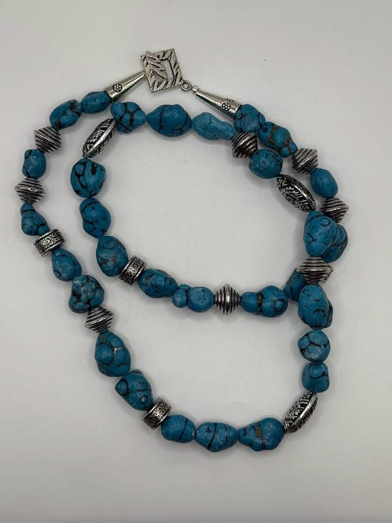 29" turquoise nugget necklace