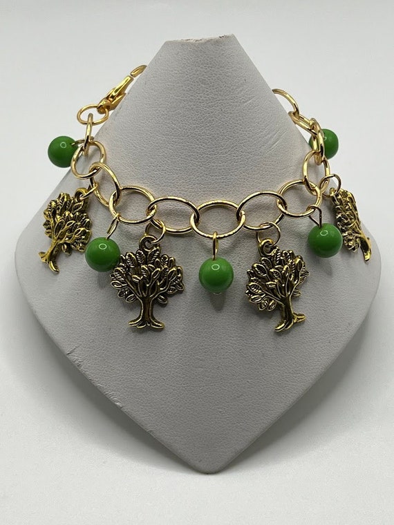 7.5" tree charm bracelet