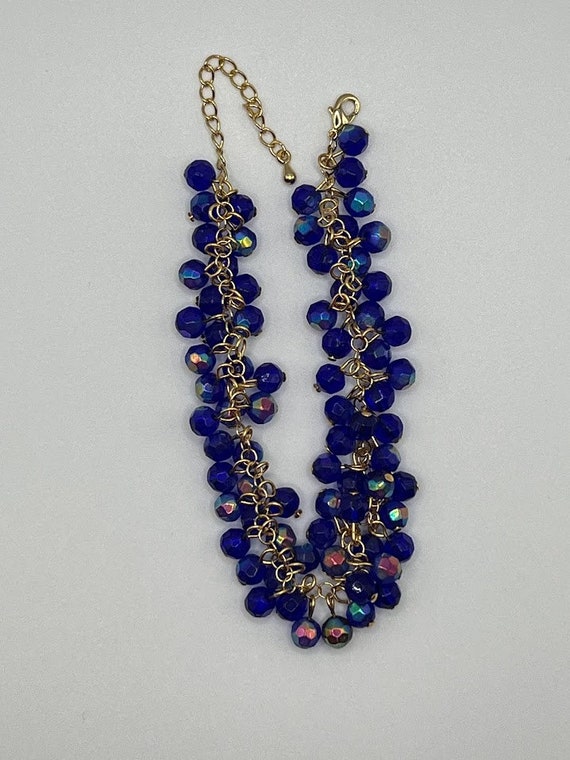8" blue glass bead bracelet