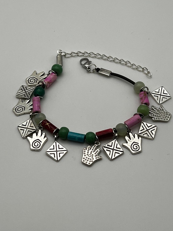 7" diamonds and hands drop bracelets