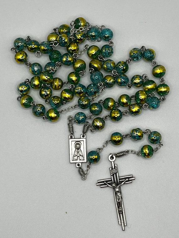 22.5" turquoise crackle glass bead with gold accent rosary