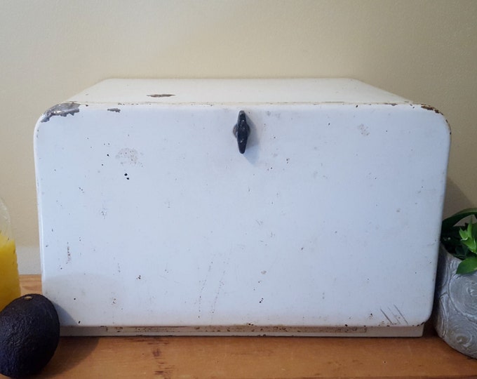 Vintage Pantry Queen Metal Bread Box Chippy White Retro Etsy
