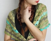 Wool granny crochet vintage Triangle wrap shawl Neck warmers
