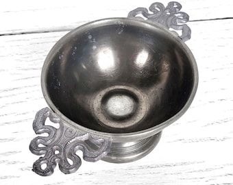 Copa de quaich de zinc antigua Cuenco de la amistad escocesa con base adornada Catador de vinos de iglesia