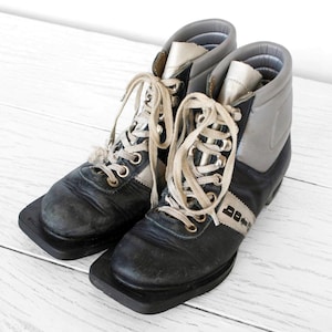 Antique ski boots - Etsy 日本