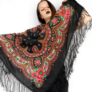 Large floral babushkas houlder wrap shawl piano kerchief Vintage Traditional ethnic women's head scarf roses fringed kokum Slavic shawl